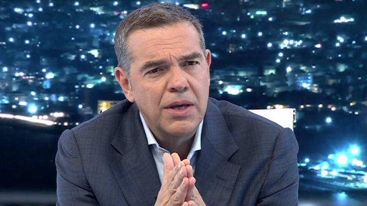 Νέο μήνυμα «ανακωχής» από τον Τσίπρα προς το ΠΑΣΟΚ: Είμαστε ανταγωνιστές αλλά όχι αντίπαλοι