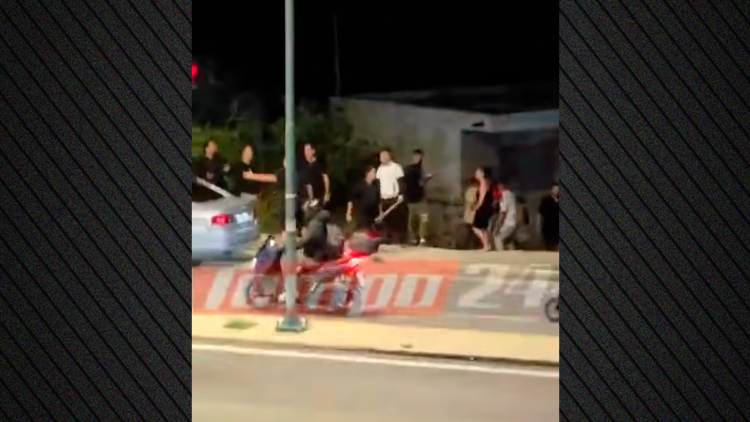 Άγρια συμπλοκή ομάδων Ρομά με ρόπαλα, σίδερα και ξύλα στη Ρόδο, δείτε βίντεο