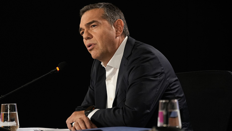 Στη γραμμή του πρώην γραμματέα της Νεολαίας του ΣΥΡΙΖΑ, ο Τσίπρας για τη Γαλλία: «Οι νέοι θα αντιδράσουν κάποια στιγμή δεν θα μείνουν απαθείς»