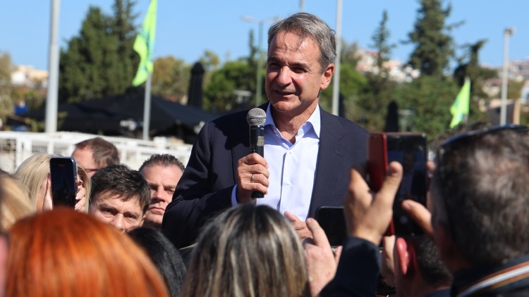 Μητσοτάκης από Λαύριο: Η Ελλάδα δεν θα γυρίσει πίσω στην εποχή των λαϊκιστών και των ψεύτικων υποσχέσεων, έχουμε εφεδρείες για τον δύσκολο χειμώνα