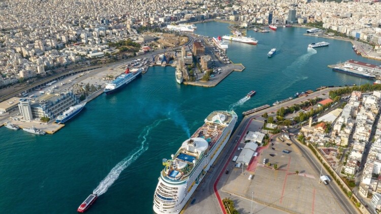 Ακτοπλοΐα: Το Μαξίμου εξετάζει σενάριο κάλυψης έως 70% του επιπλέον ενεργειακού κόστους