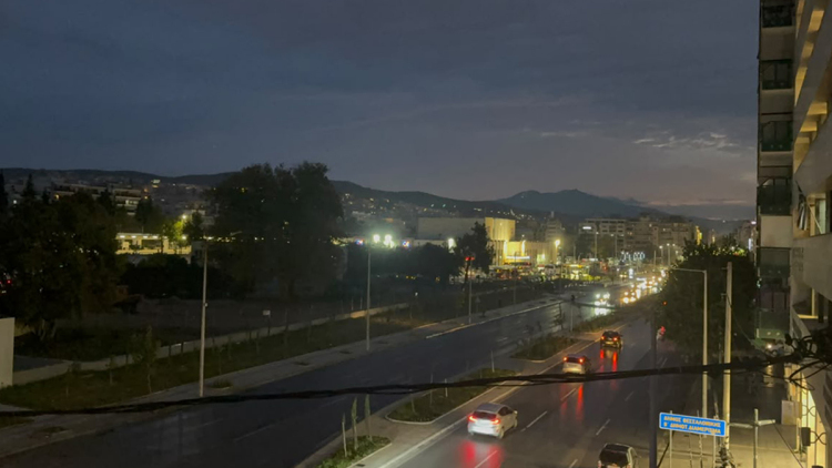 Μπλακ άουτ σε μεγάλο μέρος της Θεσσαλονίκης μετά από βλάβη σε δίκτυο υψηλής τάσης