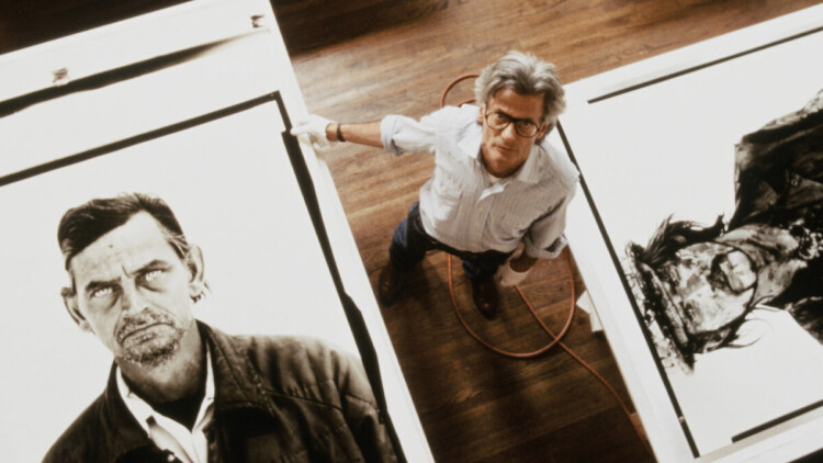 Richard Avedon: Το Netflix κυκλοφόρησε το πρώτο τρέιλερ του ντοκιμαντέρ για τον θρυλικό φωτογράφο
