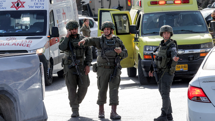Επίθεση με πέντε τραυματίες στη Δυτική Όχθη λίγο πριν από τις εκλογές στο Ισραήλ, νεκροί οι δυο Παλαιστίνιοι δράστες - Δείτε βίντεο
