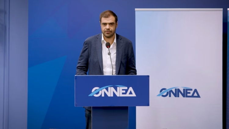 Μαρινάκης: Ο Τσίπρας φαντασιώνεται να αναβιώσει ημιπιτσιρικάδες να κάνουν επαναστατική γυμναστική