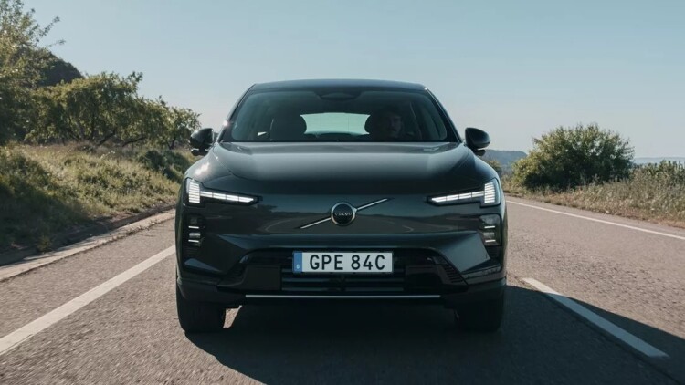 Οι πρώτες πληροφορίες για το νέο Volvo EX40