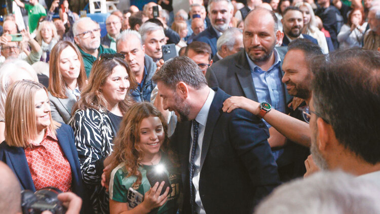 ΠΑΣΟΚ, το στοίχημα των Χριστουγέννων