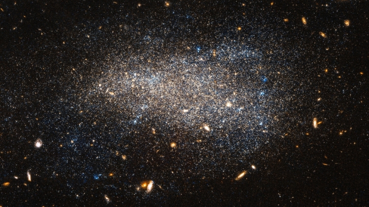 Λίγο μετά το Big Bang, τα άστρα συγκρούονταν και δημιουργούσαν «γίγαντες»: Η ανακάλυψη του James Webb