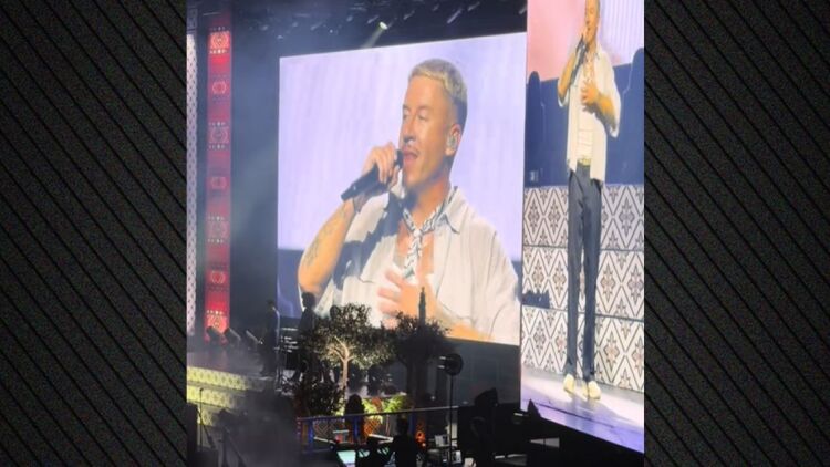 Ο Macklemore πραγματοποιήσε την πρώτη συναυλία του Free Palestine Tour μετά την απομάκρυνση από την περιοδεία του Εντ Σίραν, δείτε βίντεο