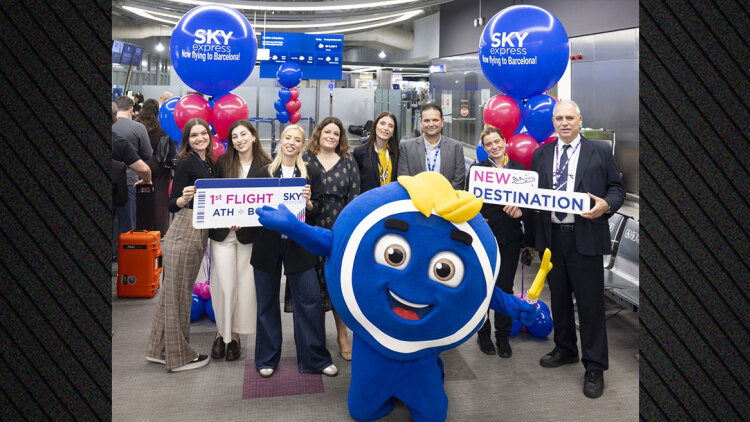 Απογειώθηκε η πρώτη πτήση της SKY express για τη Βαρκελώνη
