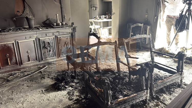 Συγκλονίζει ο πατέρας της γυναίκας για την εμπρηστική επίθεση του 46χρονου στη Γλυφάδα: Μπαμπά μας τίναξε, μας έκαψε το σπίτι, βίντεο 
