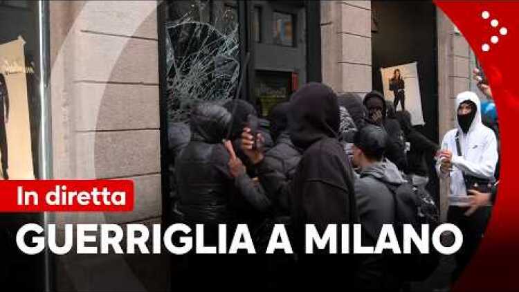 LIVE Nuova giornata di guerriglia a Milano. Incappucciati assaltano negozi: diretta video