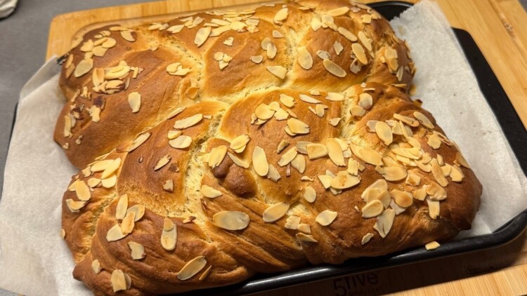 ΕΦΕΤ: Ανακαλεί τσουρέκι λόγω επικίνδυνης ουσίας (pic)