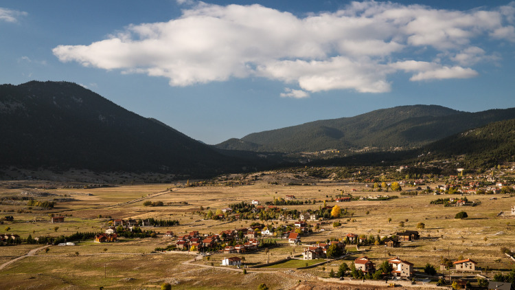 Οικογενειακή απόδραση στο Λιβάδι Παρνασσού: Δραστηριότητες στη φύση και μοναδική επαφή με την ιστορία