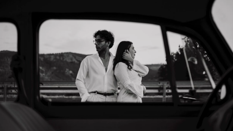 «Τα σημάδια που μαρτυρούσαν απιστία και εγώ τα αγνοούσα»
