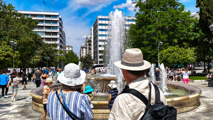 ΤτΕ: Ξεπέρασαν το φράγμα των 36 εκατ. οι τουρίστες στο 11μηνο του 2025