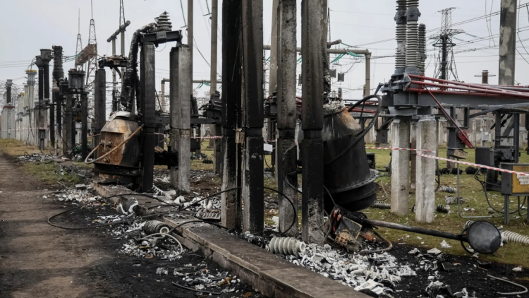 Χωρίς ρεύμα εκατομμύρια Ουκρανοί έπειτα από ρωσικές επιθέσεις
