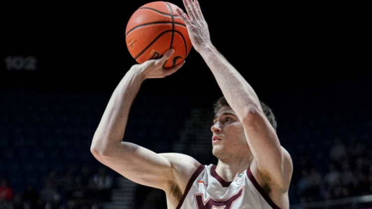 Νεοκλής Αβδάλας: Eκπληκτική εμφάνιση με 30άρα στη νίκη του Βιρτζίνια Τεκ