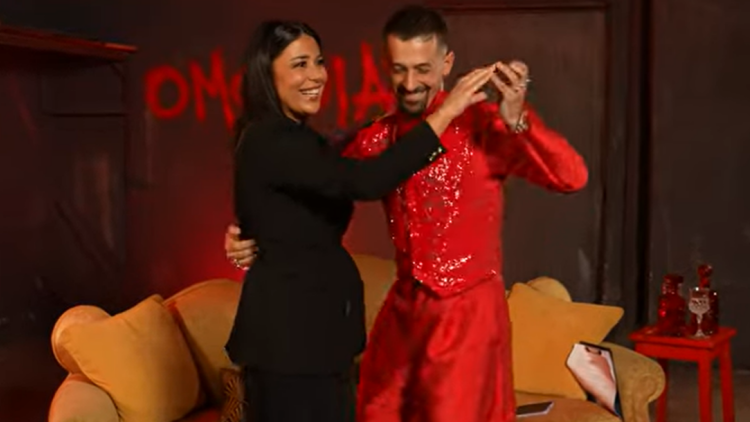 «Σήμερα θα γίνουμε viral»: Η συνέντευξη της Λατινοπούλου στον Τάσο Ξιαρχό, ο χορός τους, η κοπέλα που θολώθηκε και η ατάκα «ως γκέι βάζεις πολλούς άντρες κάτω»