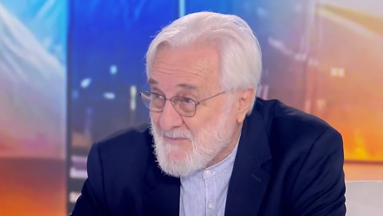 Σμαραγδής για Καποδίστρια: Καθώς κάναμε την ταινία αισθανόμασταν όλοι ότι κάποιος την οδηγεί και δεν ήταν ο σκηνοθέτης, έκλαιγα στα γυρίσματα