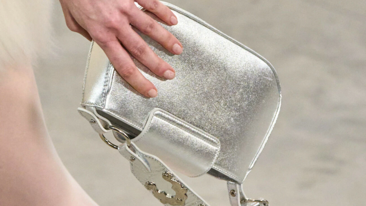 The accessories list: Αξεσουάρ που αναβαθμίζουν τα σύνολά μας γρήγορα και αποτελεσματικά
