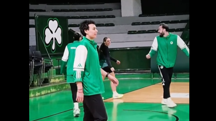 Γενέθλια στο γήπεδο για την Σπανού: Πρώτη προπόνηση με τον Παναθηναϊκό για το νέο αστέρι της ομάδας μπάσκετ, βίντεο 