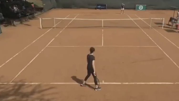Ο πιο παράξενος αγώνας τένις στην ιστορία: Πήρε μόλις 3 πόντους, δεν ήξερε πώς να σερβίρει και δεν γνώριζε τους κανόνες, δείτε βίντεο
