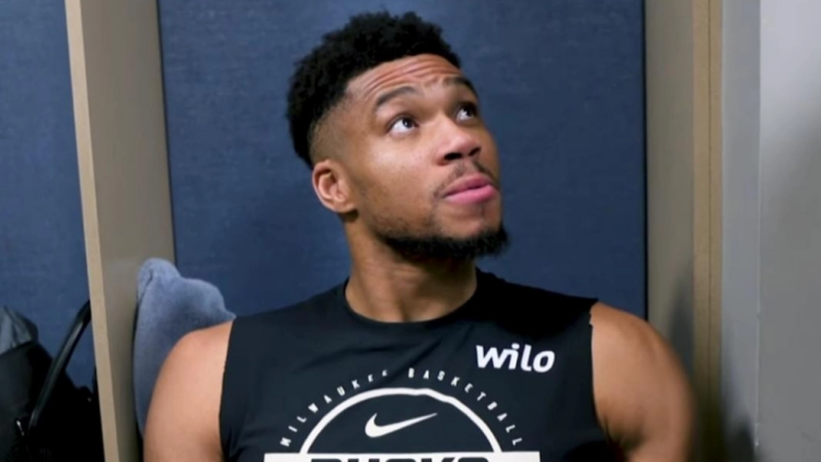 Το παράπονο του Αντετοκούνμπο μετά τη νέα ήττα των Μπακς: Γιατί πάντα να βρισκόμαστε πίσω στο σκορ;