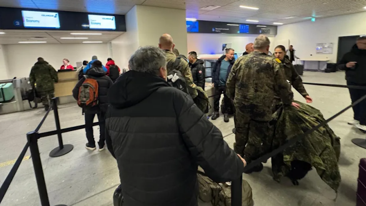 Οι Γερμανοι στρατιωτικοί έφυγαν άρον-άρον από τη Γροιλανδία ώρες μετά τις απειλές Τραμπ για επιβολή δασμών