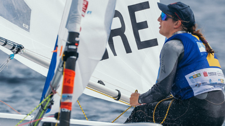 Ιστιοπλοΐα: Φουλάρει για μετάλλιο στο Παγκόσμιο πρωτάθλημα ILCA 6 η Ερμιόνη Γκίκα 
