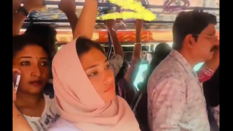 Σάλος στην Ινδία από την αυτοκτονία 42χρονου μετά από καταγγελία 35χρονης ότι την άγγιξε ανάρμοστα σε λεωφορείο: Το βίντεο που ανήρτησε στα social media
