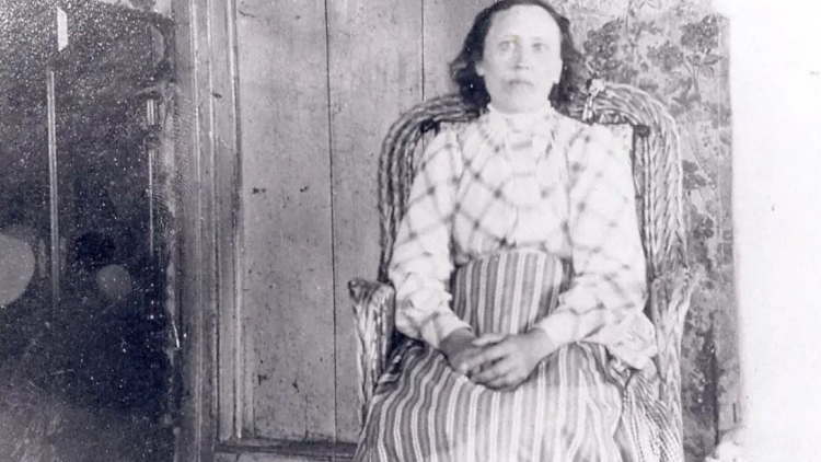 Η αλλόκοτη ιστορία της γυναίκας που έπεσε για ύπνο και ξύπνησε 32 χρόνια μετά
