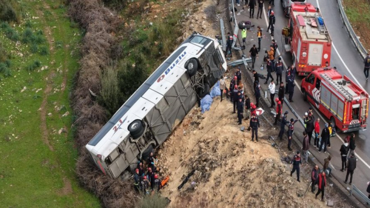 Τροχαίο δυστύχημα με λεωφορείο στην Αττάλεια, 8 νεκροί, 26 τραυματίες

