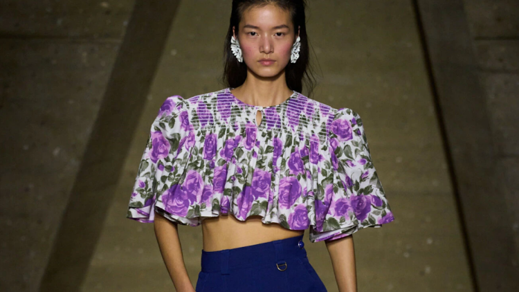 Άνοιξη 2026: Οι τάσεις της μόδας που θέλουμε να δοκιμάσουμε
