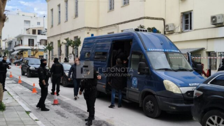 Στον εισαγγελέα οι 13 συλληφθέντες για το κύκλωμα ναρκωτικών στη Μαγνησία