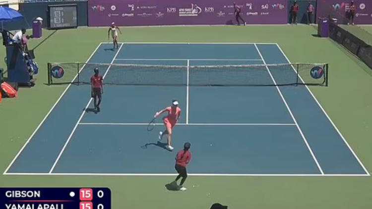 Αγώνας τένις στην Ινδία διακόπηκε λόγω εισβολής σμήνους μελισσών, βίντεο 