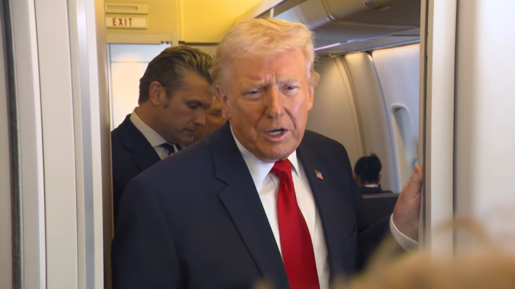 Ο Τραμπ δεν θέλει διαπραγματεύσεις με το Ιράν και απειλεί πως δεν θα μείνει κανείς Ιρανός ηγέτης ζωντανός