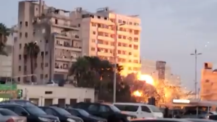 Βηρυτός: Η στιγμή που ισραηλινός βομβαρδισμός κατεδαφίζει κτήριο 22 ορόφων, δείτε βίντεο
