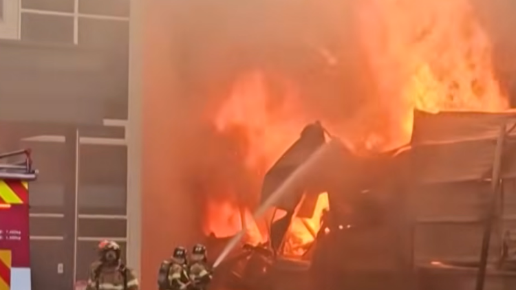 Νότια Κορέα: Κόλαση φωτιάς σε εργοστάσιο αυτοκινήτων - 53 οι τραυματίες, 14 οι αγνοούμενοι, δείτε βίντεο
