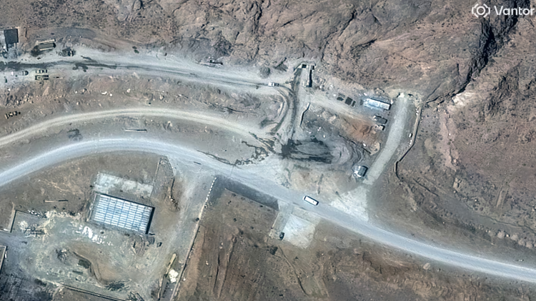 Tο σχέδιο των ΗΠΑ για να πάρουν 500 κιλά ουρανίου από το Ιράν: Εκσκαφείς, διάδρομος προσγείωσης και μεταγωγικά αεροσκάφη