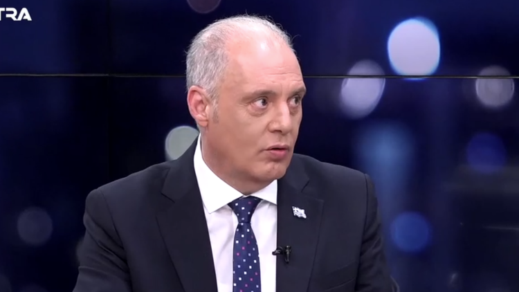 Βελόπουλος για Καρυστιανού: Δεν γίνεται να ψάχνει δικαιοσύνη για τα παιδιά και να σκέφτεται το κόμμα της