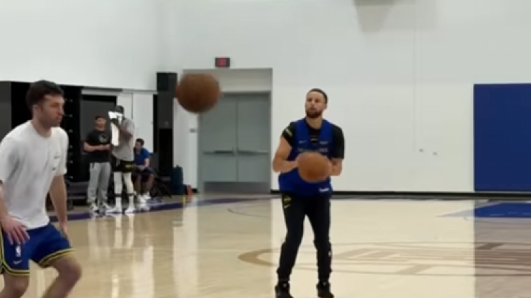 Αδιανόητος Στεφ Κάρι: Πέτυχε 36 σερί τρίποντα σε δύο λεπτά στην προπόνηση των Γουόριορς, δείτε βίντεο 