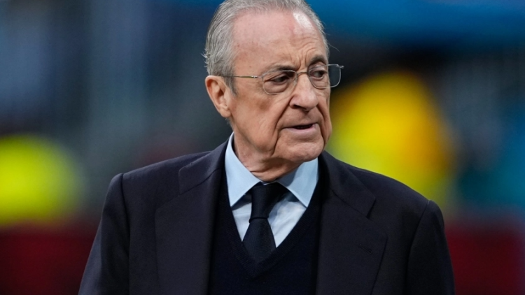 Ρεάλ Μαδρίτης: Έξαλλος ο Φλορεντίνο Πέρεθ μετά τον αποκλεισμό από τη Μπάγερν, πήγε στα αποδυτήρια και τα «έψαλε» στους παίκτες