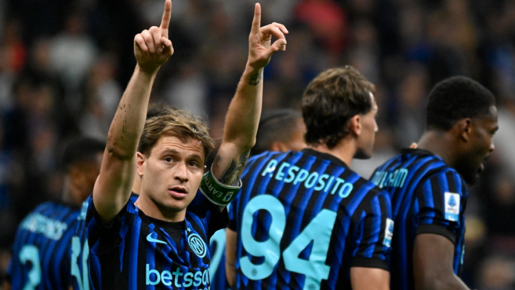 Ίντερ - Κάλιαρι 3-0: «Τριάρα» για τους Νερατζούρι που αγκάλιασαν τον τίτλο