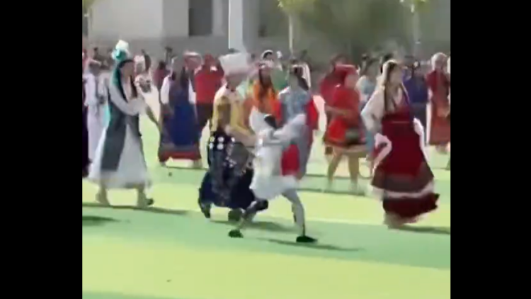 Ρομπότ «τρελάθηκε» σε σχολική γιορτή στην Κίνα, δείτε βίντεο