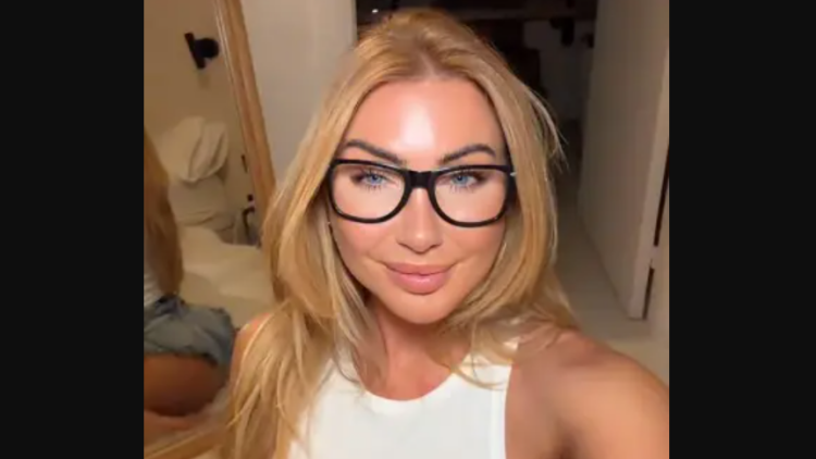 Μοντέλο του OnlyFans θα παντρευτεί τον... εαυτό του: «Αυτό δεν μπορεί να καταλήξει σε διαζύγιο ή απιστία»