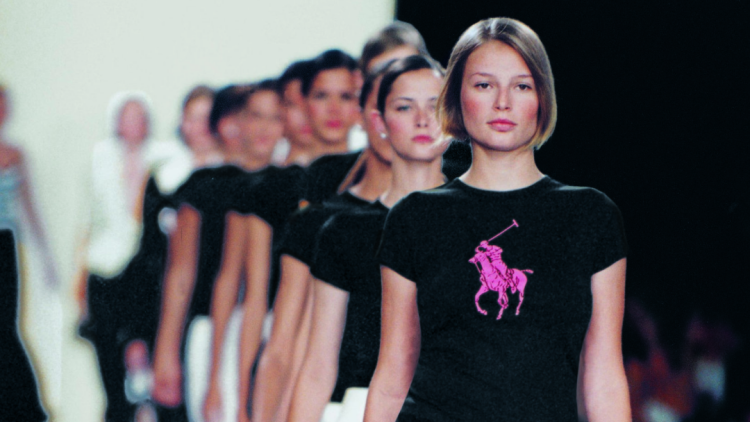 Ralph Lauren Catwalk: το λεύκωμα που καταγράφει περισσότερες από πέντε δεκαετίες γυναικείων συλλογών του Ralph Lauren
