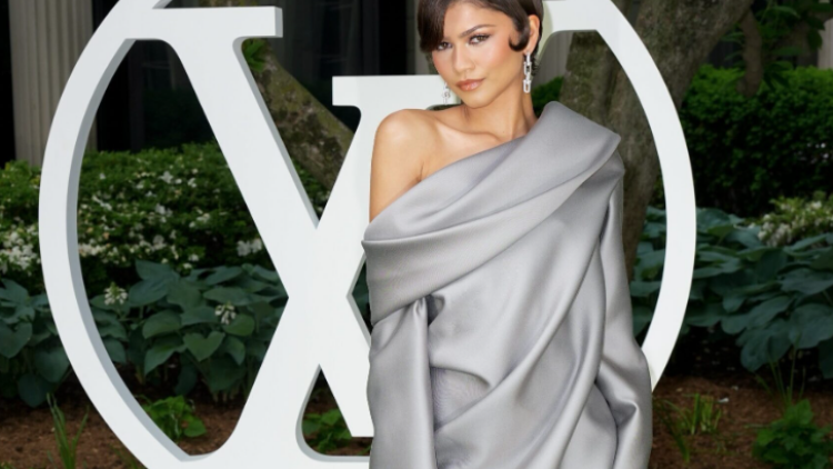 Louis Vuitton Cruise 2027: Οι ωραιότερες εμφανίσεις από τη front row
