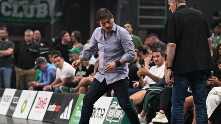 O Ολυμπιακός προσέφυγε και στη ΔΕΑΒ κατά του Γιαννακόπουλου: Ζητά 5ετη αποκλεισμό του και μια αγωνιστική κεκλεισμένων των θυρών για τον Παναθηναϊκό