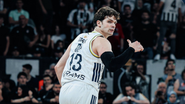 Μπεσίκτας - Φενερμπαχτσέ 75-77: Πρωταθλήτρια η ομάδα του Γιασικεβίτσιους για 13η φορά στην ιστορία της, δείτε βίντεο 